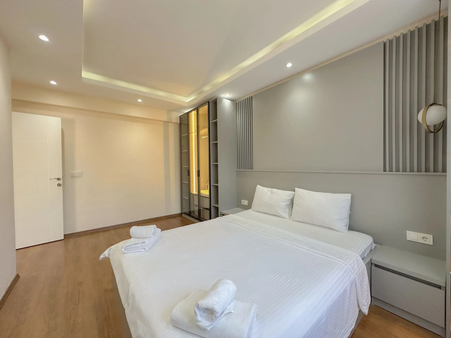 Апарт-отель Flower City Suits