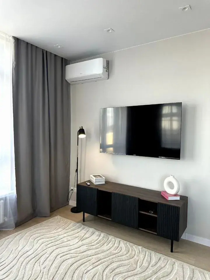 Квартира для семьи или большой компании с современным ремонтом