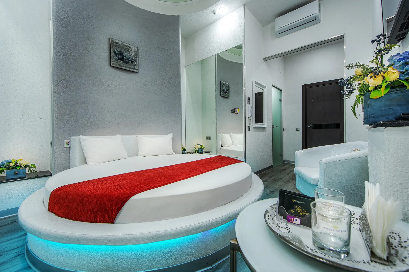 Отель Алекс на Просвещения