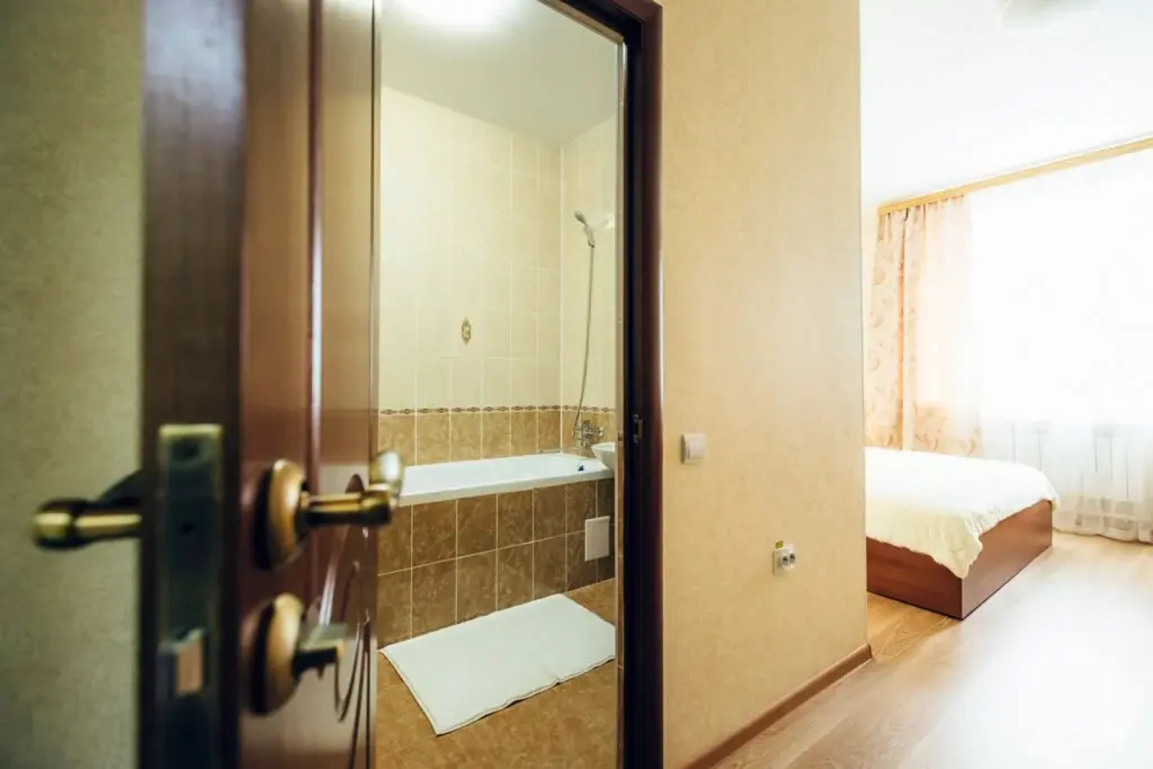 Гостиница Сокол