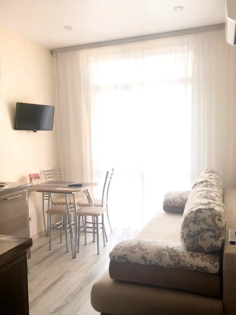 Апартаменты 1 на Нижнеимеретинской 143