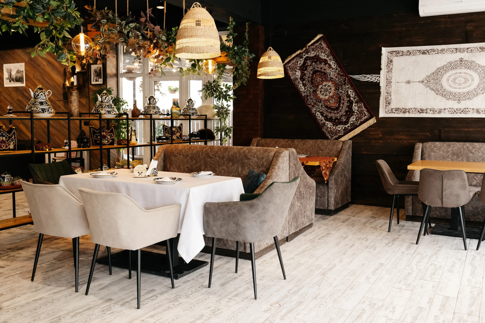 Отель Gill Grad