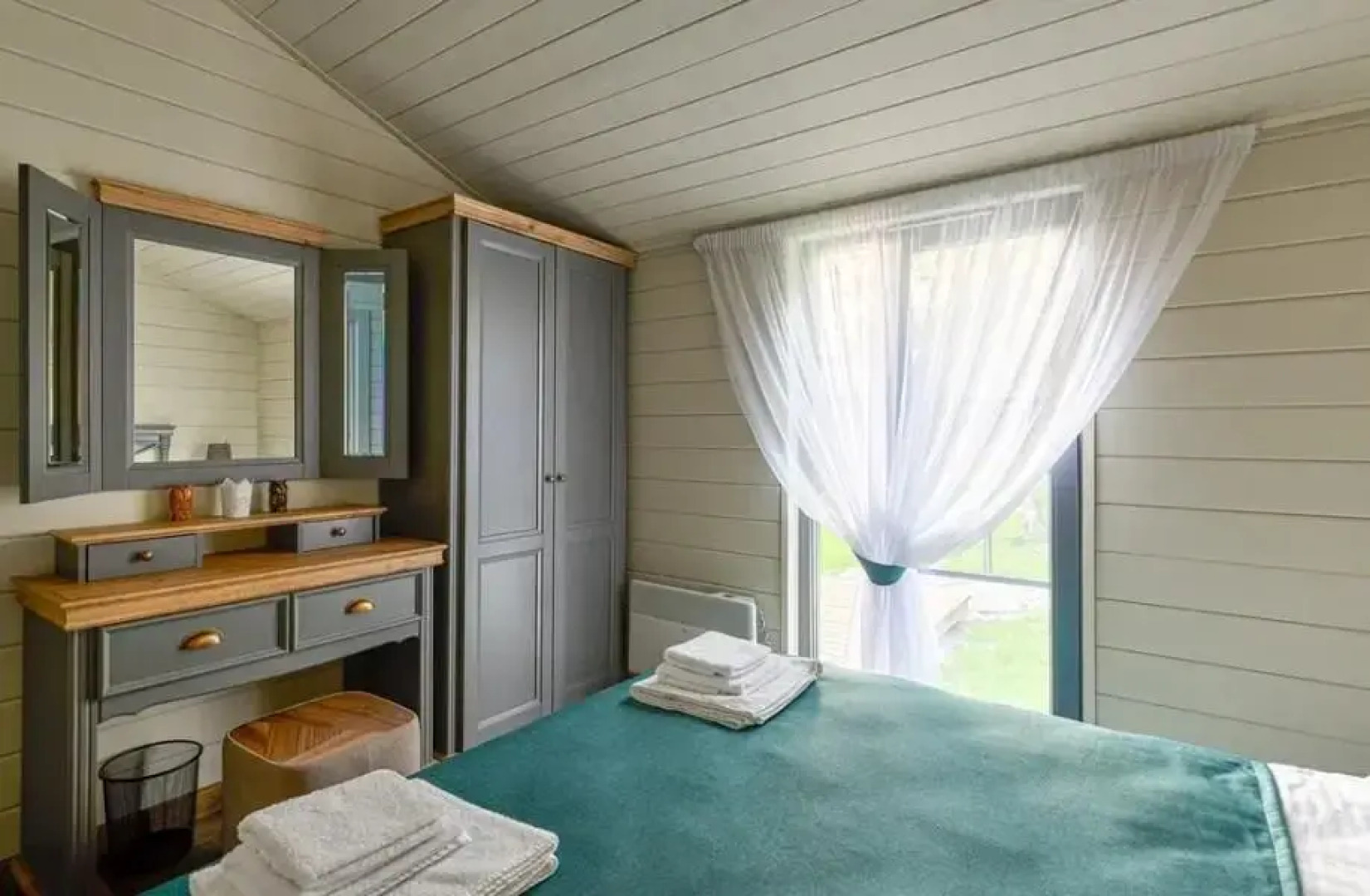 Глэмпинг Бунин Ручей