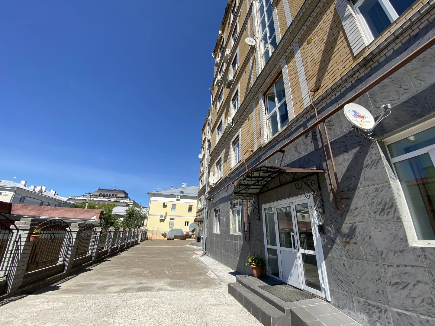 Апартаменты Карла Маркса Центр