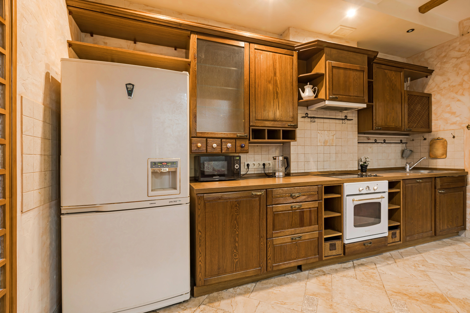 Квартира с видом на Дворец Республики