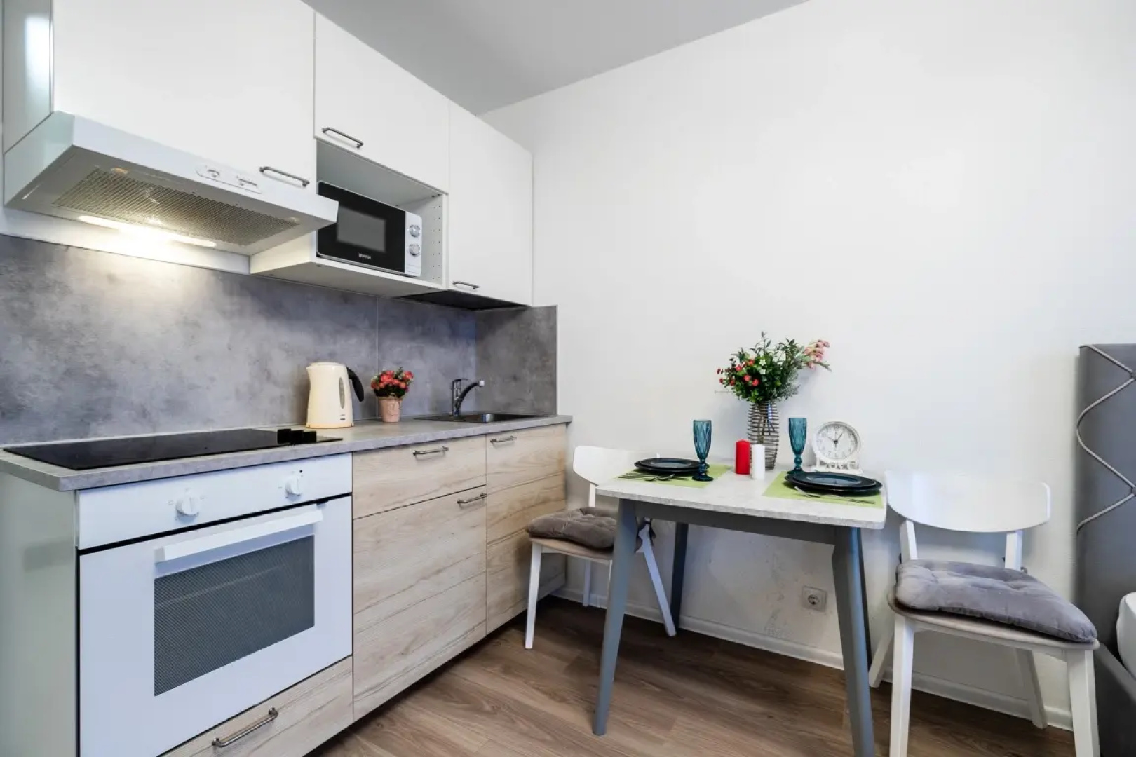 Квартира 3 MaxRealty24 Cходненская 8