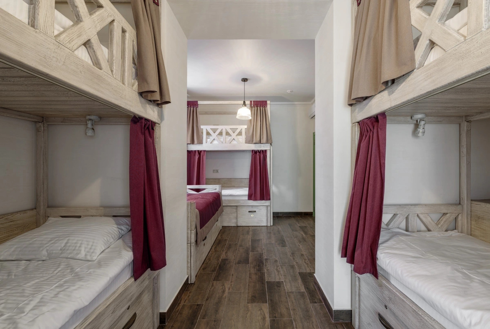 Хостел Bon Son