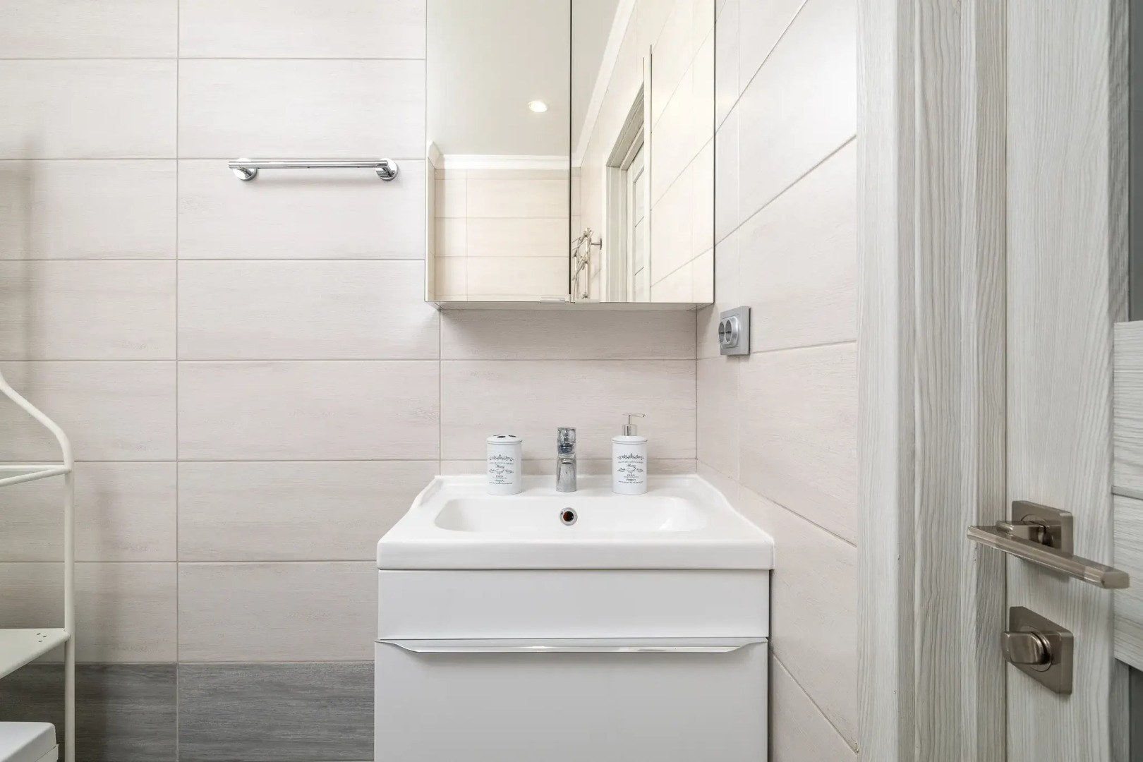 Апартаменты Тут Живут | Зиповская 34к2