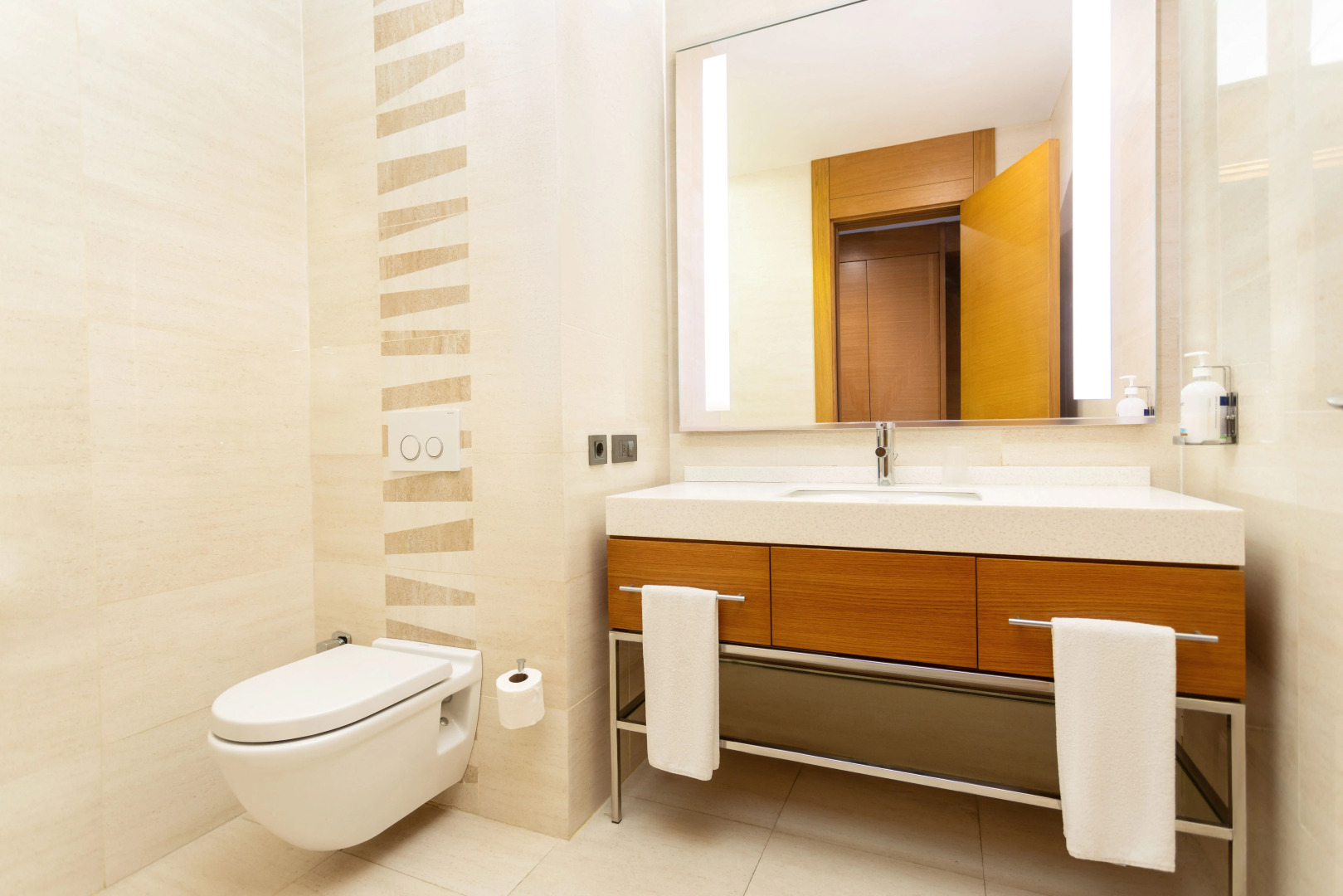 Отель Holiday Inn Baku