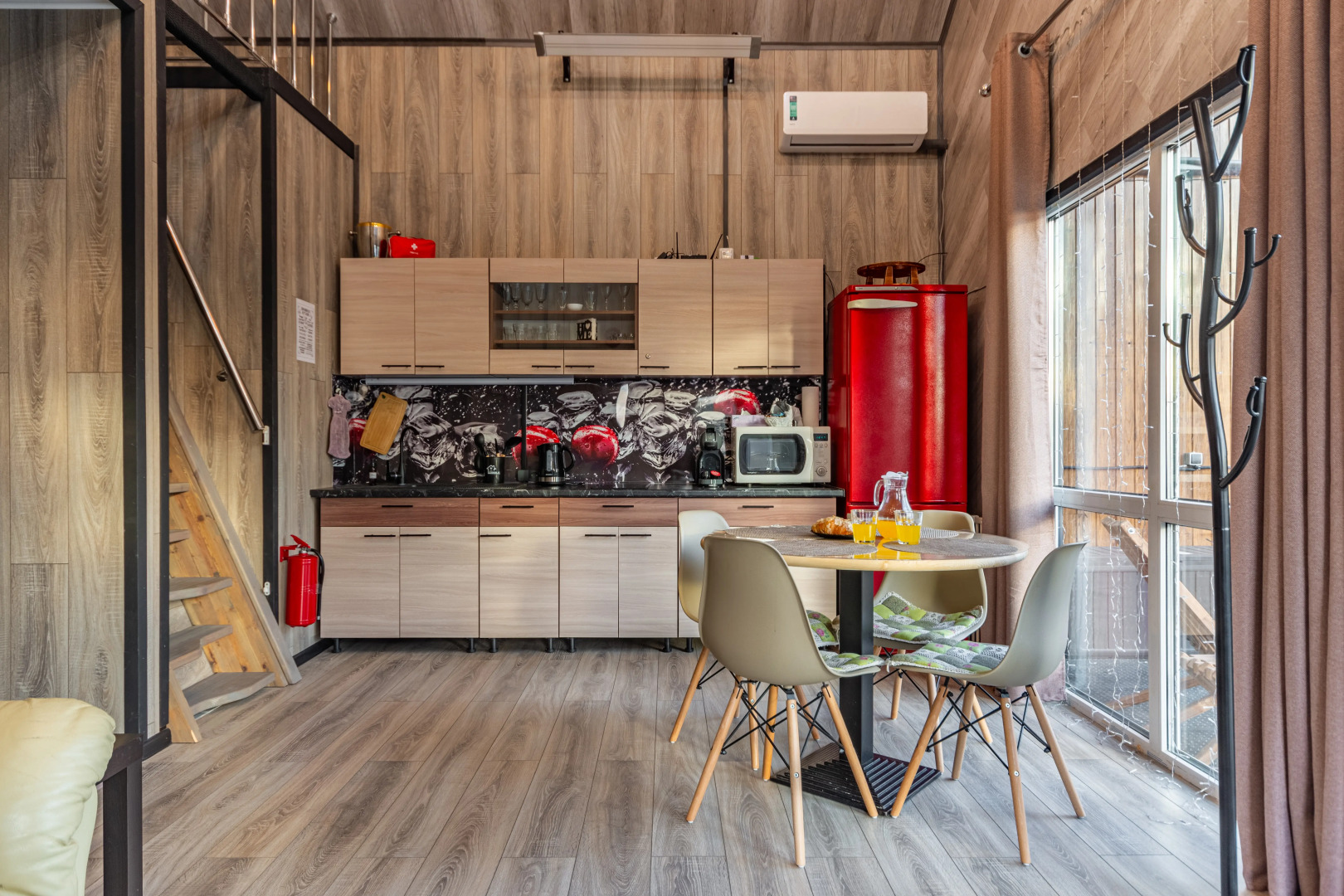 Частный дом Барн Хаус Губернские Дачи