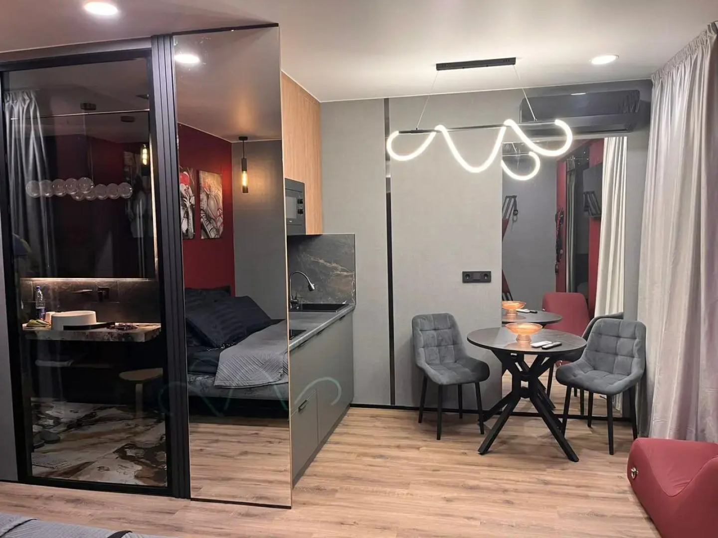 Квартира Room69