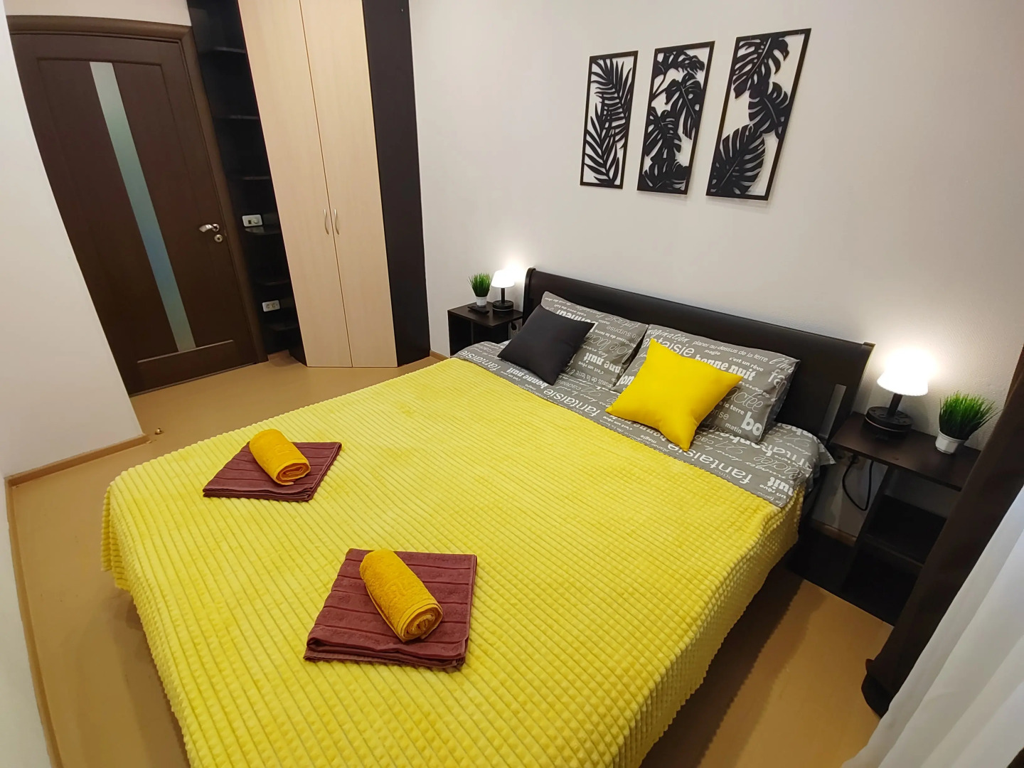 Квартира трёхкомнатная в центре у драматического театра