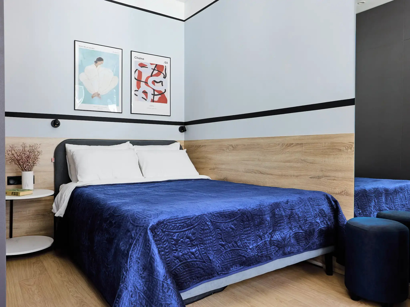 Апартаменты Камелот на 4 линии Васильевского острова