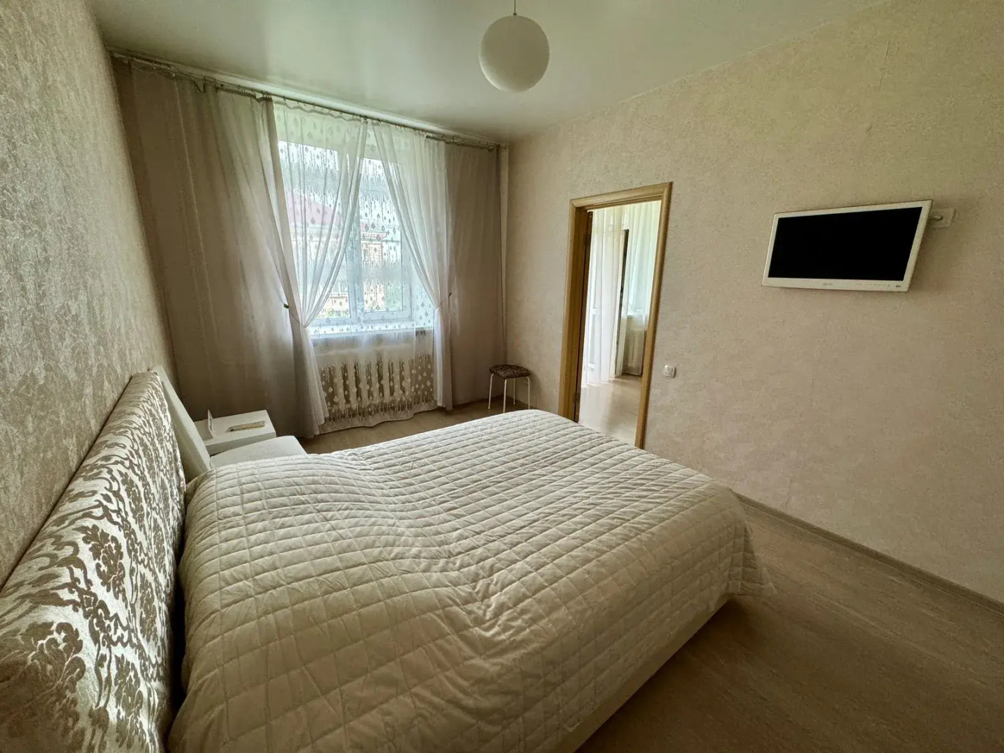 Апартаменты Ленинградская 63