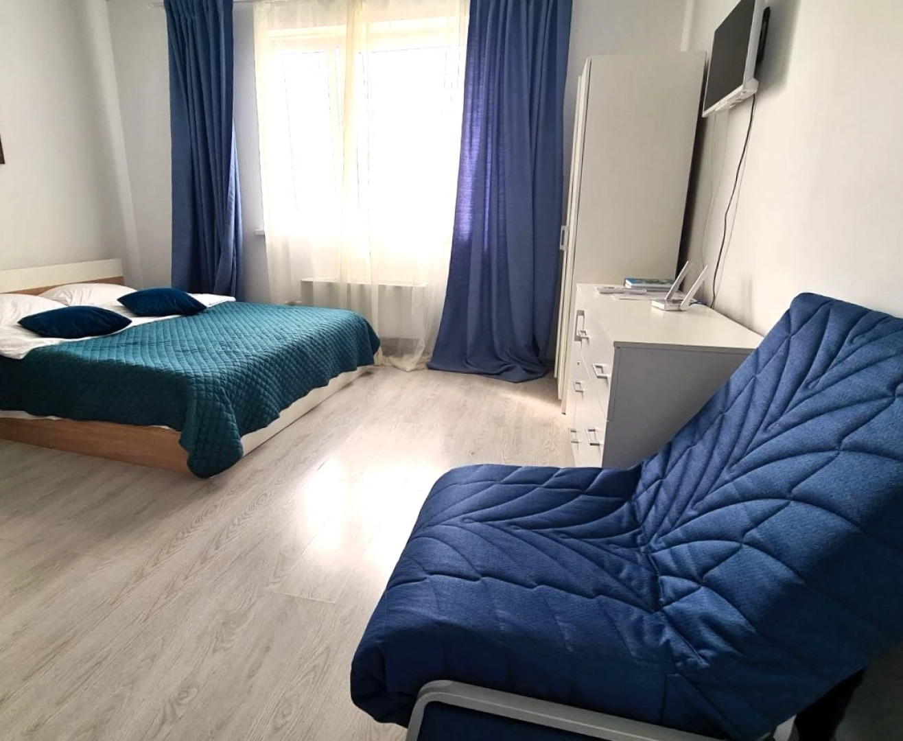 Апартаменты Runway Apartments