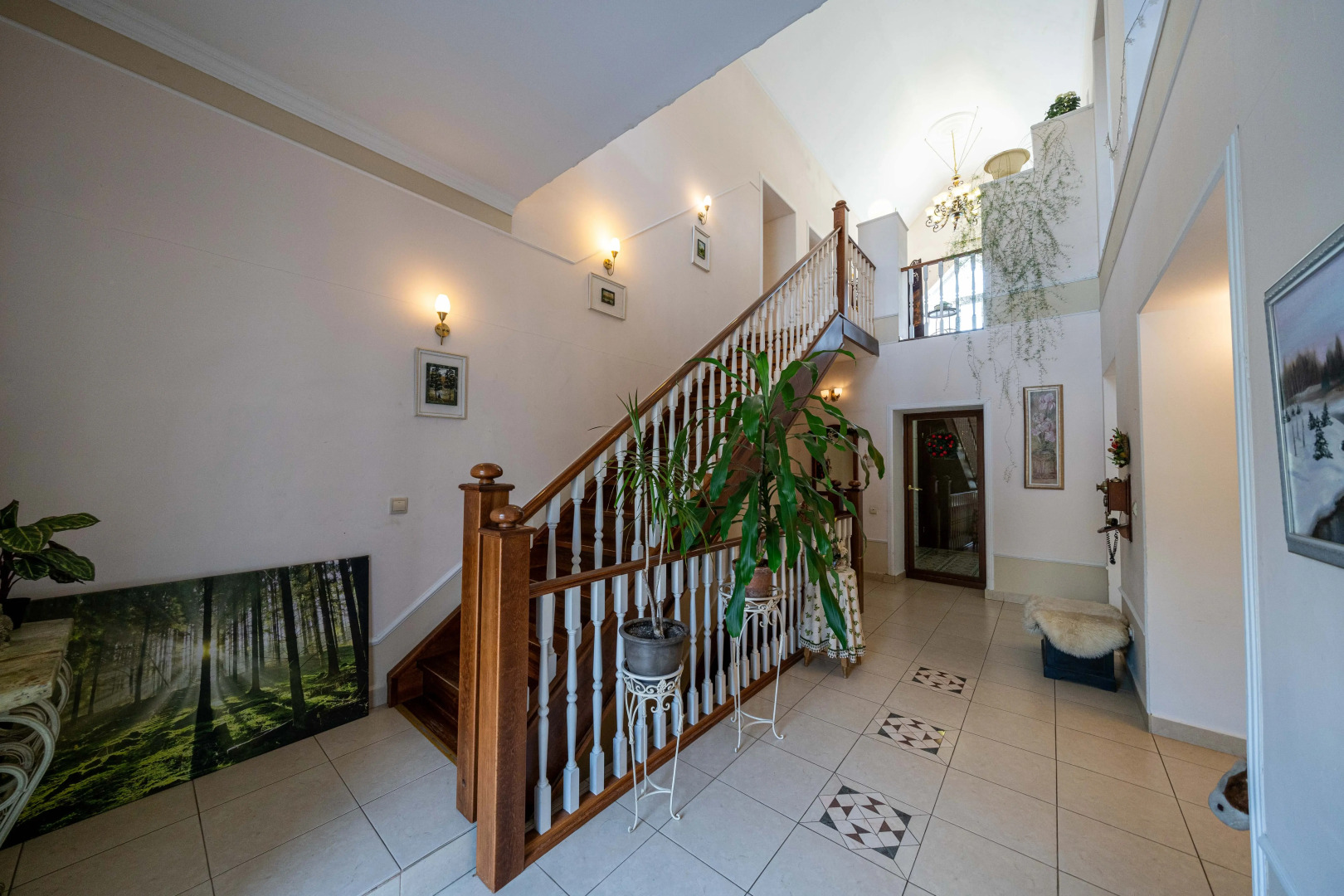 Частный дом Большой уютный коттедж с баней