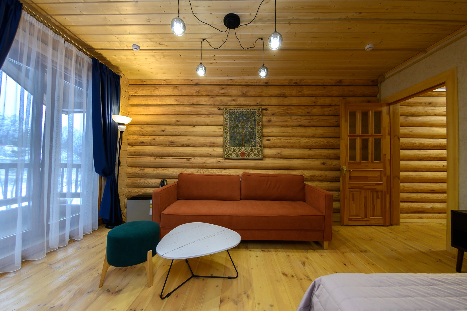 Отель ВКС-Кантри