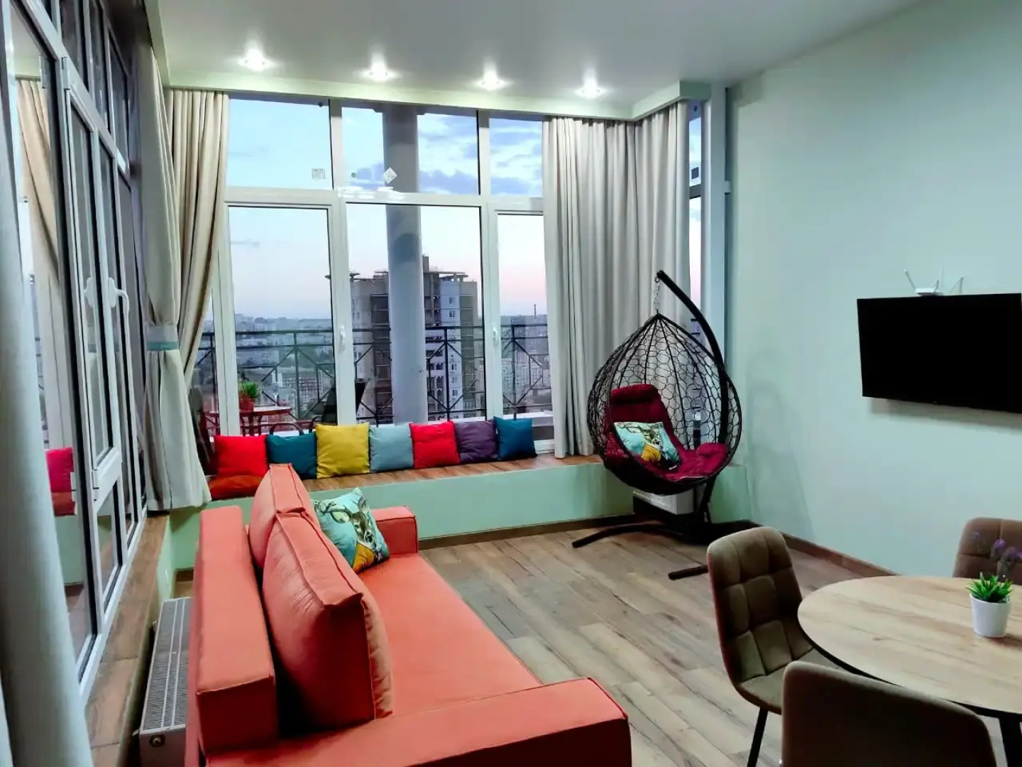 Апартаменты с Панорамным видом на город