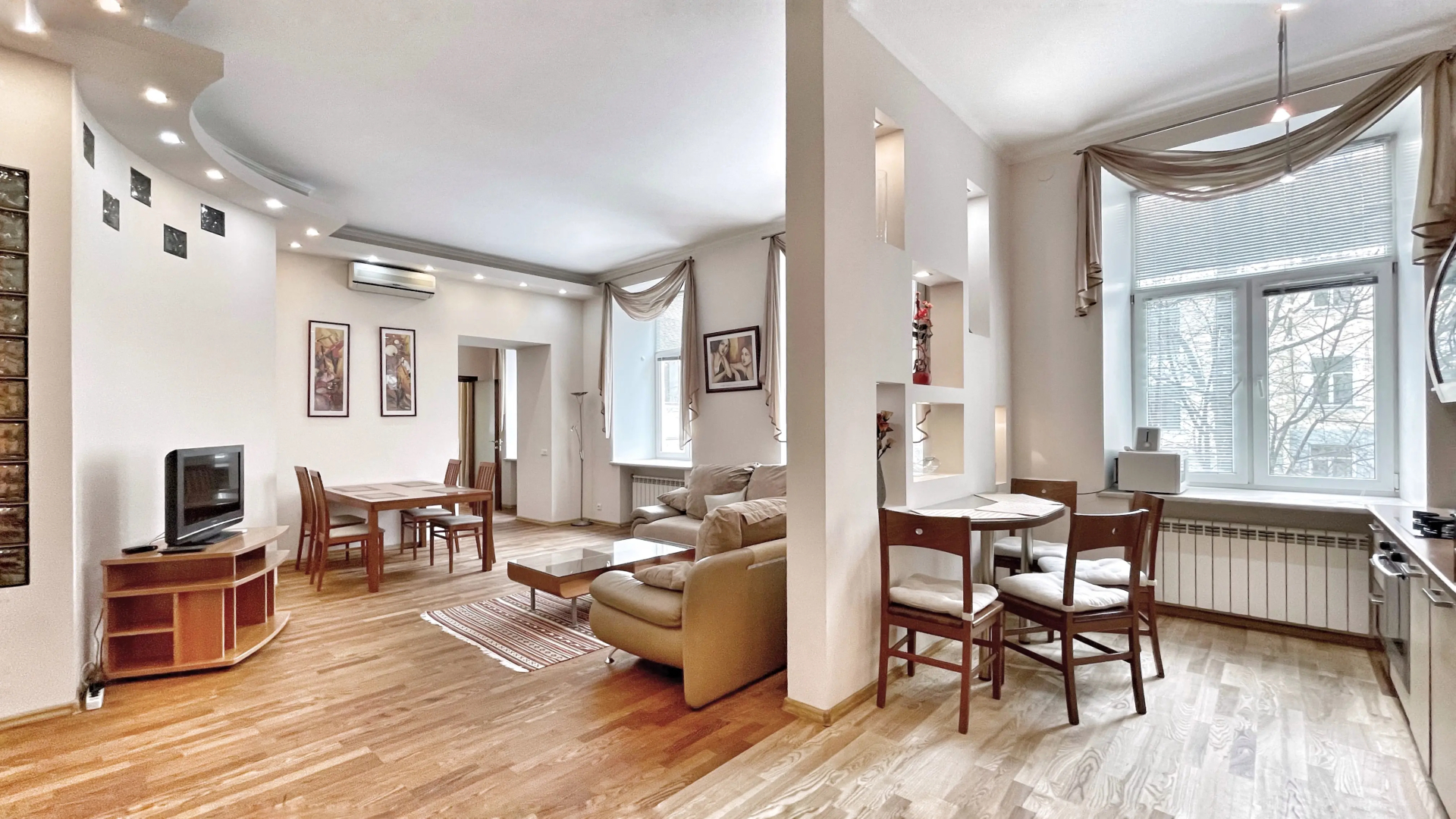 Апартаменты Elite Realty на Караванной 11