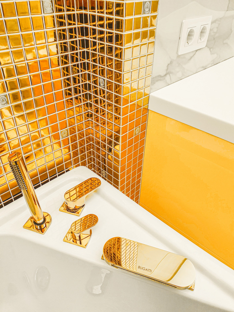 Апартаменты 18 этаж,студия 36кв.м,джакузи,балкон,вид на Волгу,новый дом,самый центр,вокзал пешком