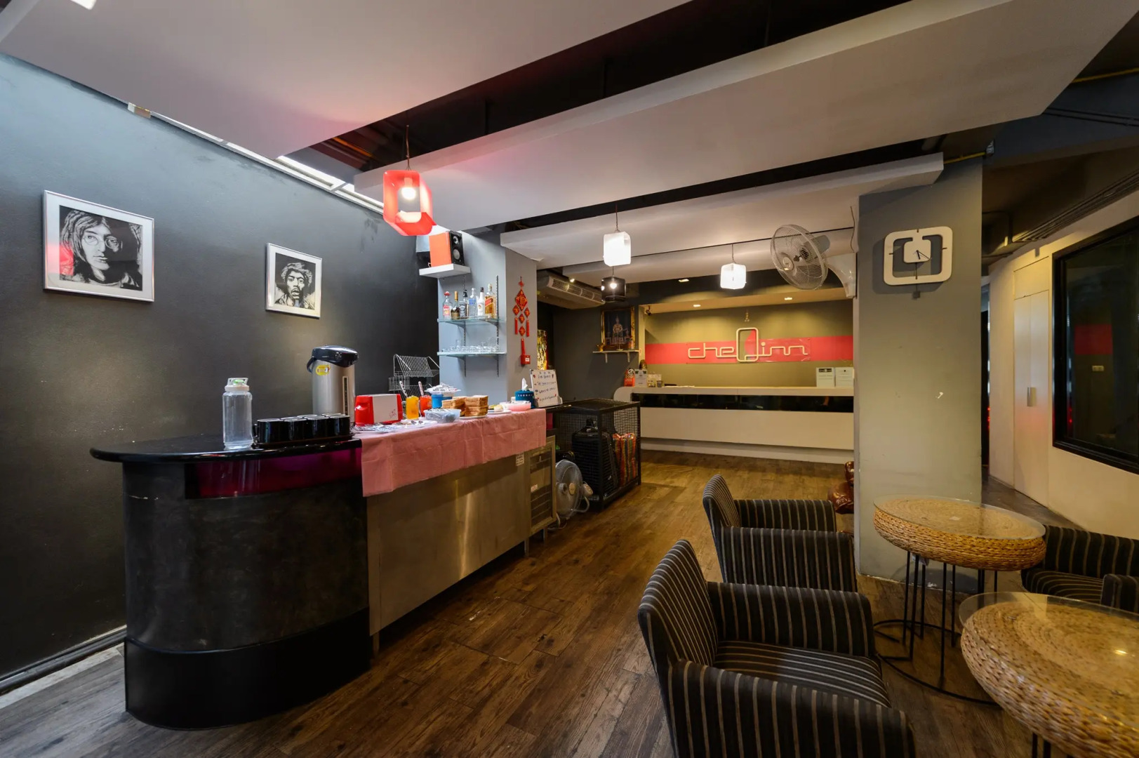 Хостел CheQinn