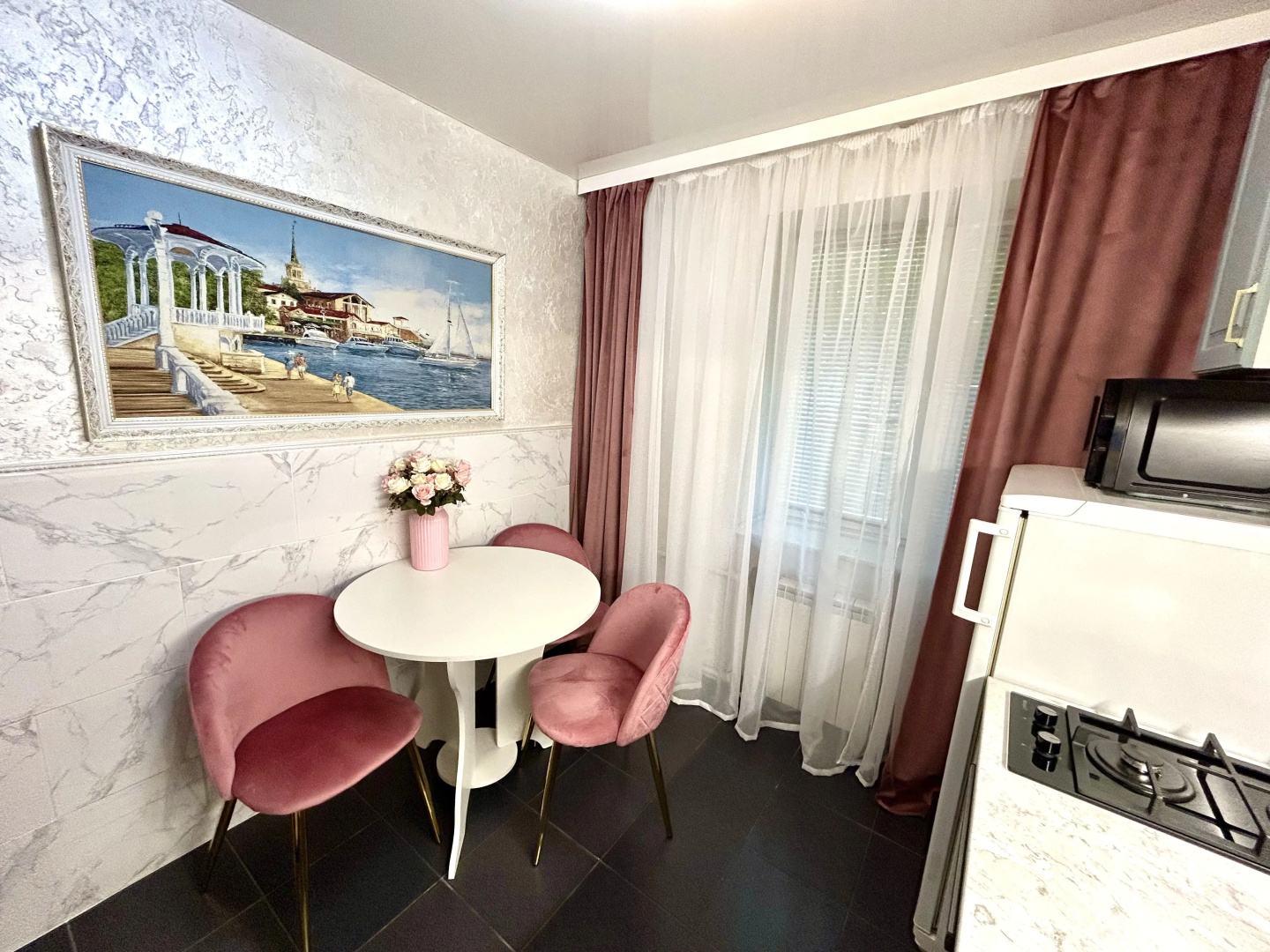Апартаменты Rentapart-Minsk Apartment on Veri Horuzhei 5 Б