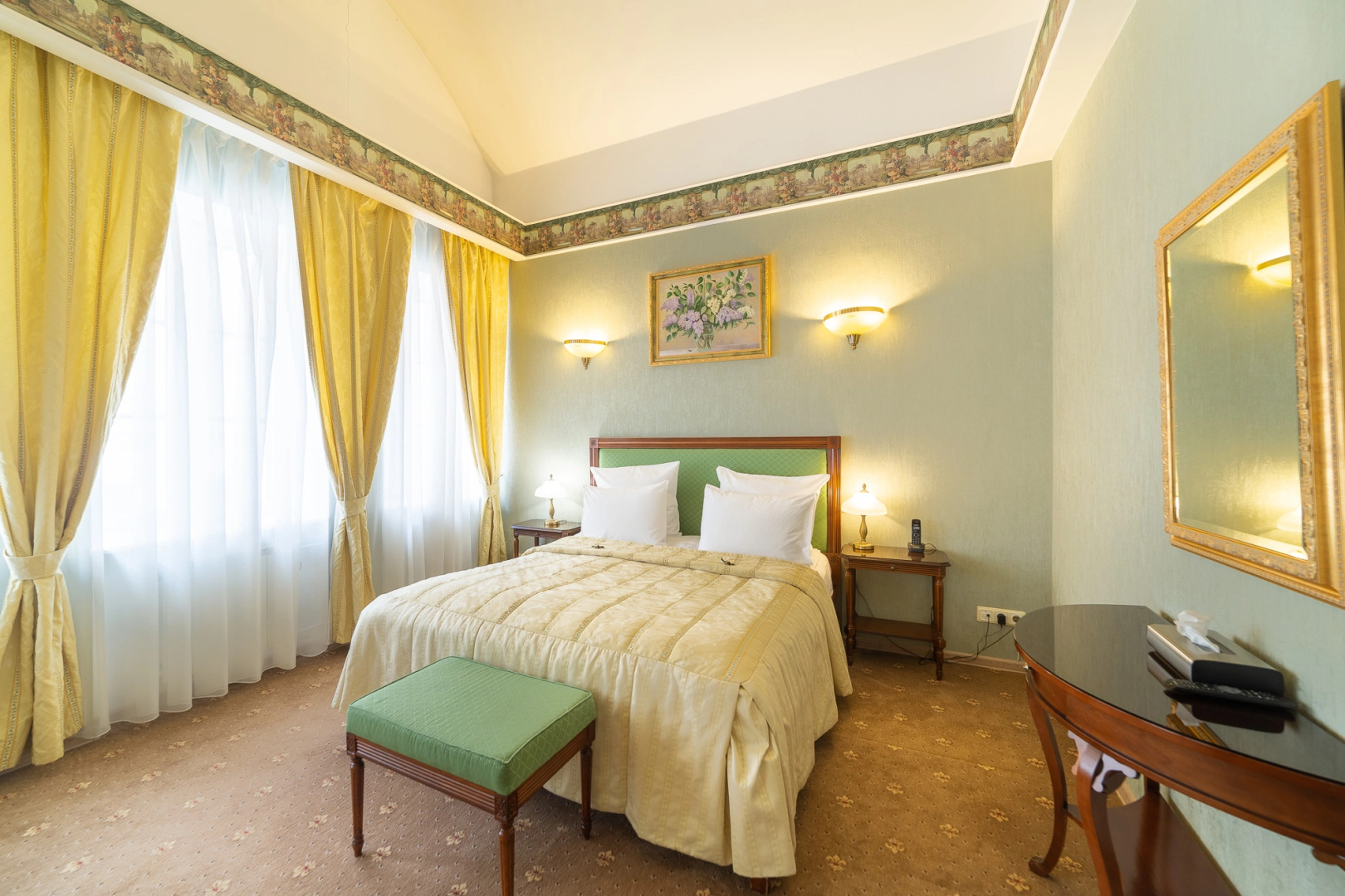 Бутик-Отель Аристократ