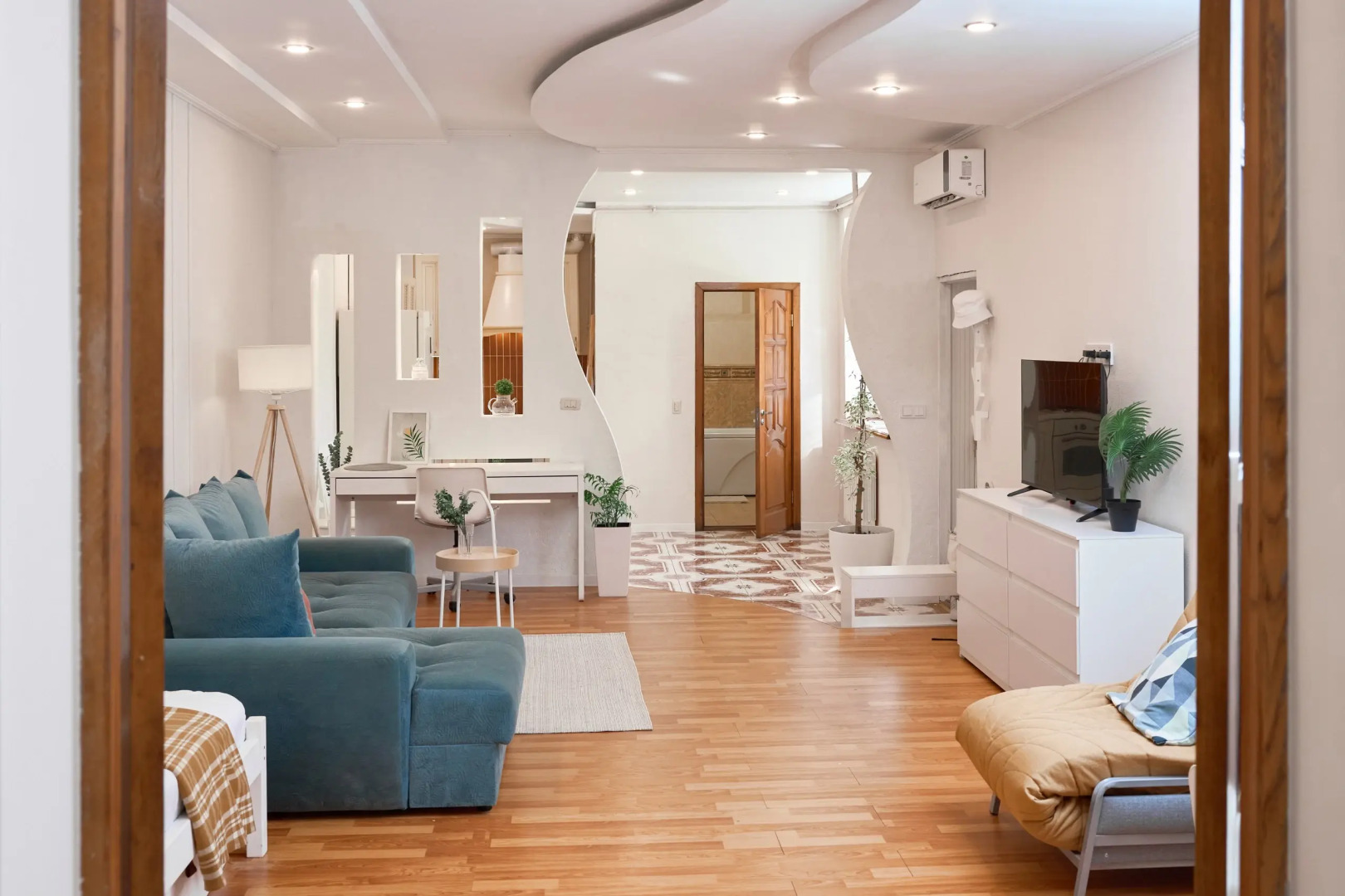 Апартаменты 2х комнатные 5 мин до моря, Скандинавия у моря