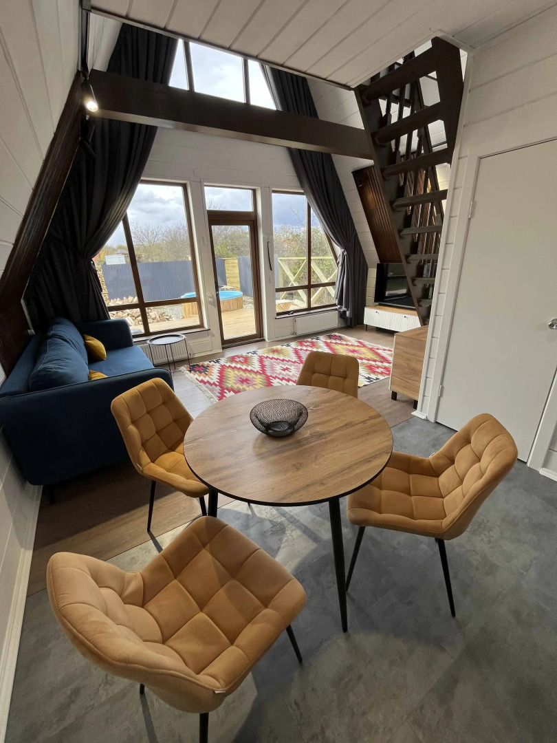 Шале Двухэтажное с зоной костра, барбекю, террасой и джакузи