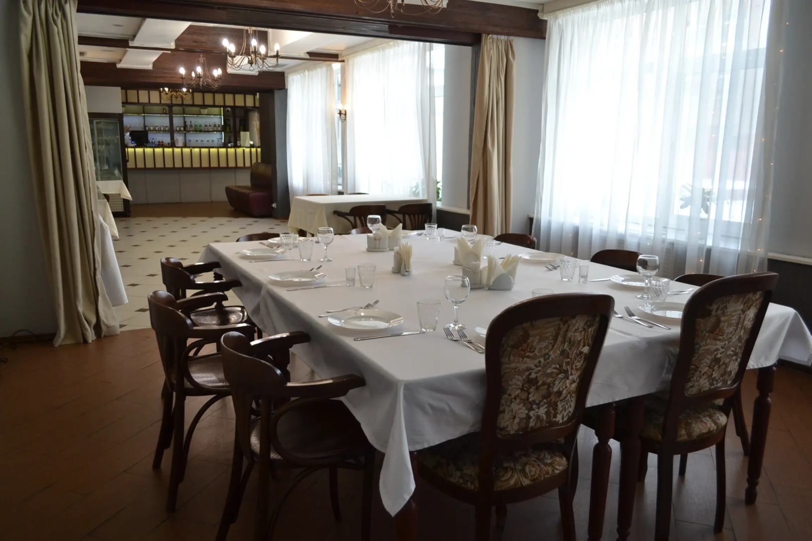 Отель Эмеральд