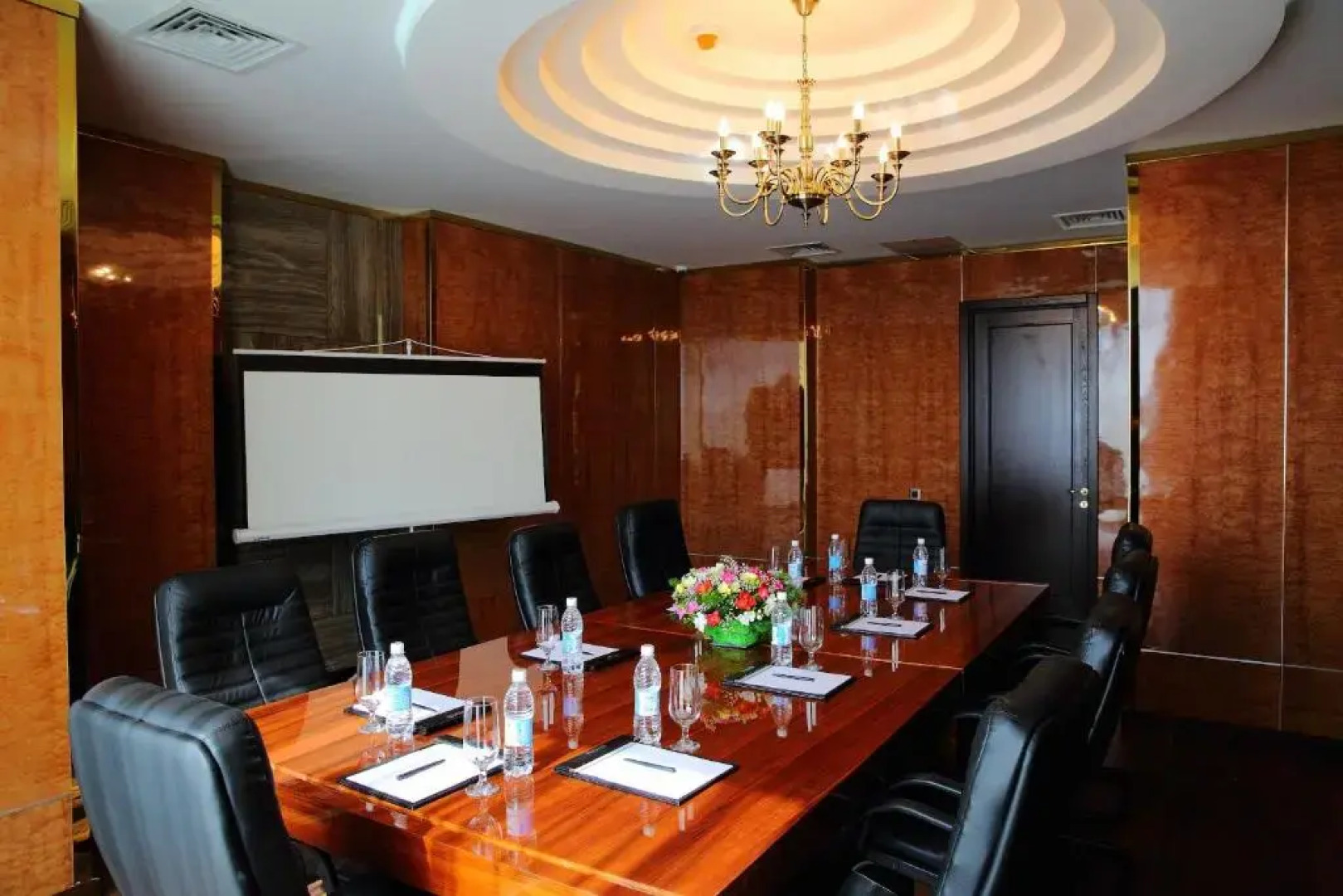 Damas International Hotel (by Travel Agency)