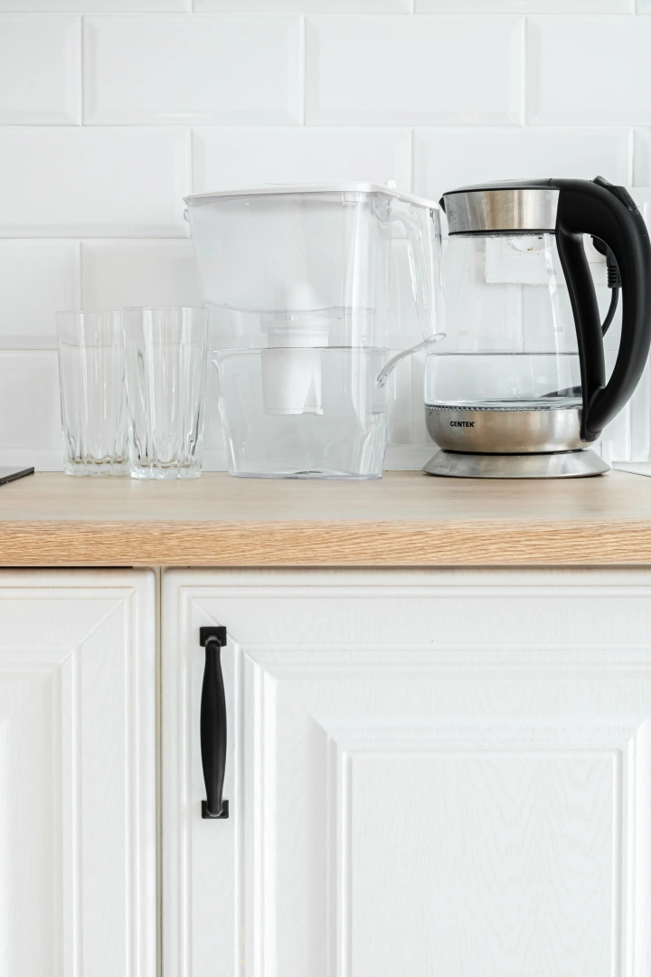 Апартаменты на 17 этаже в светлых тонах с видом на ЖК Тургенев , ФМР, Smart TV, комфорт и стиль by Depart Apart