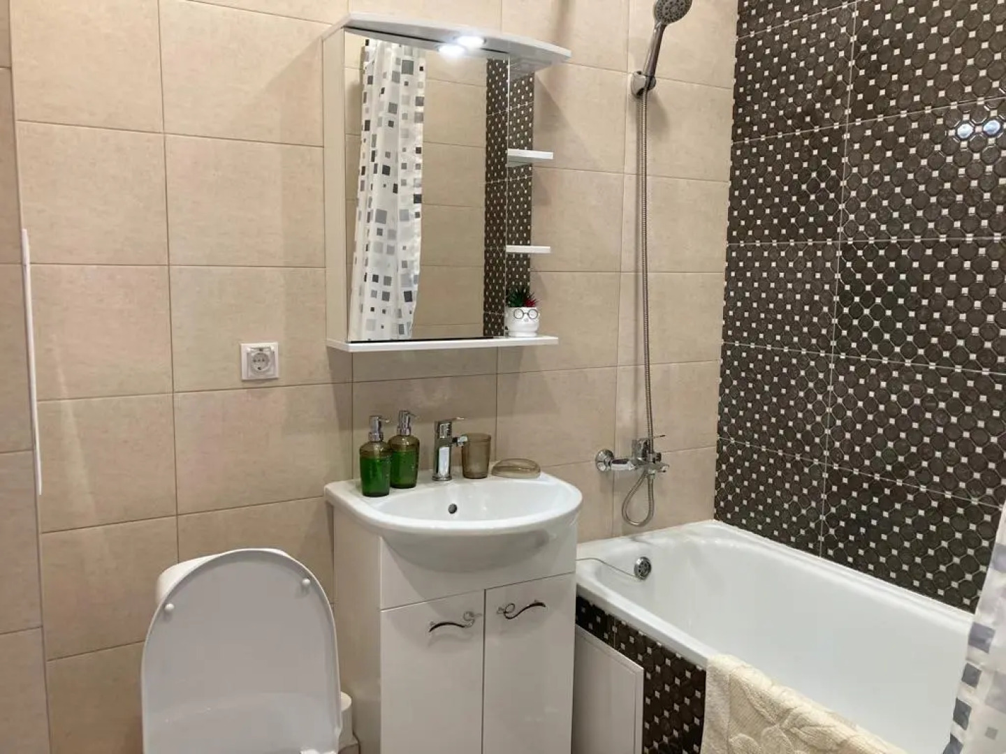 Апартаменты на Федора Котанова