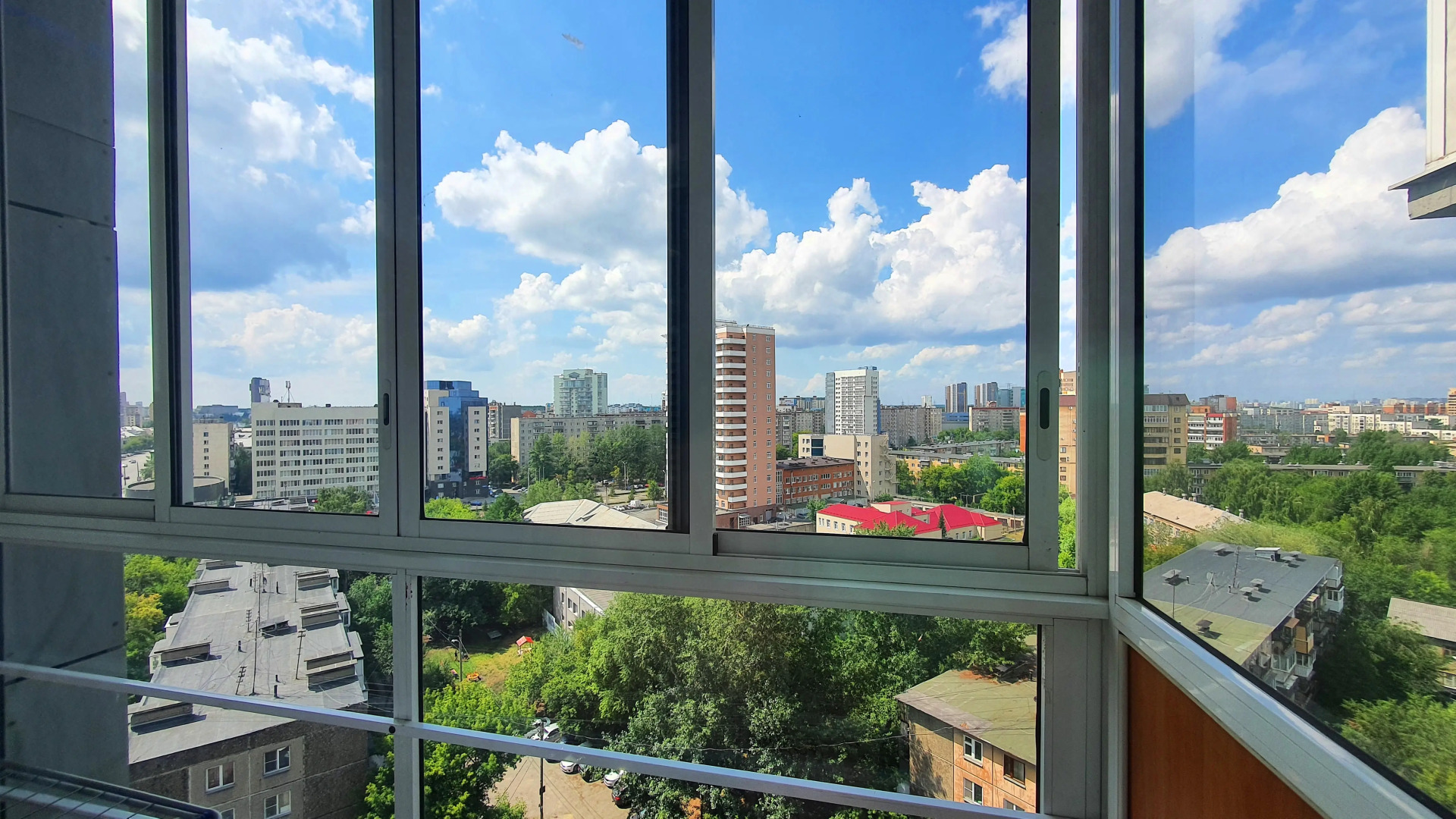 Квартира 3х комнатная с панорамой центра, 11 этаж