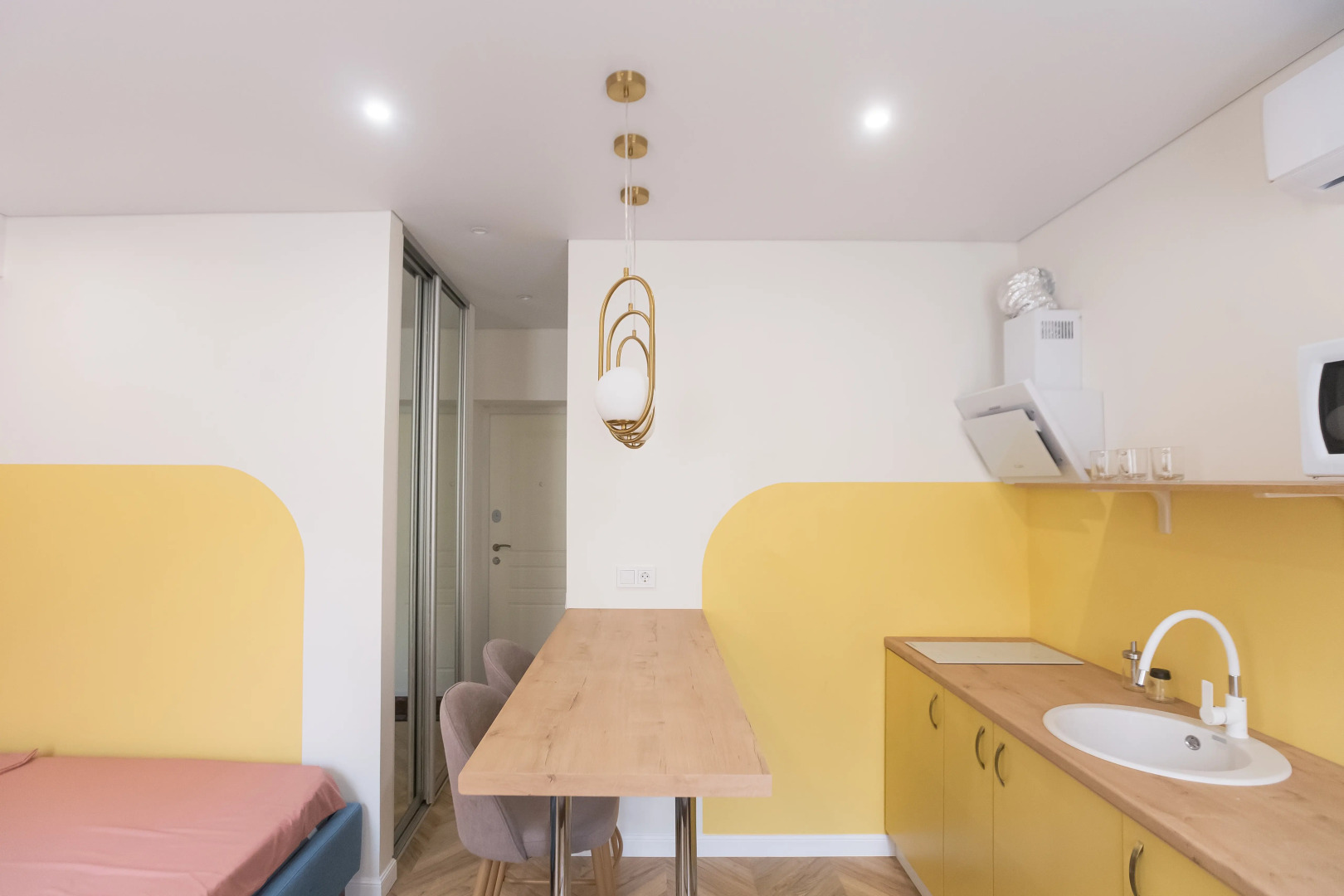 Апартаменты №1 (желтый)