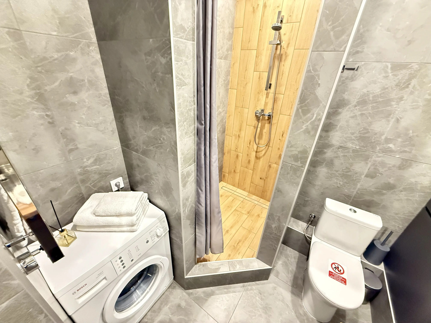 Апартаменты возле ТЦ Горизонт