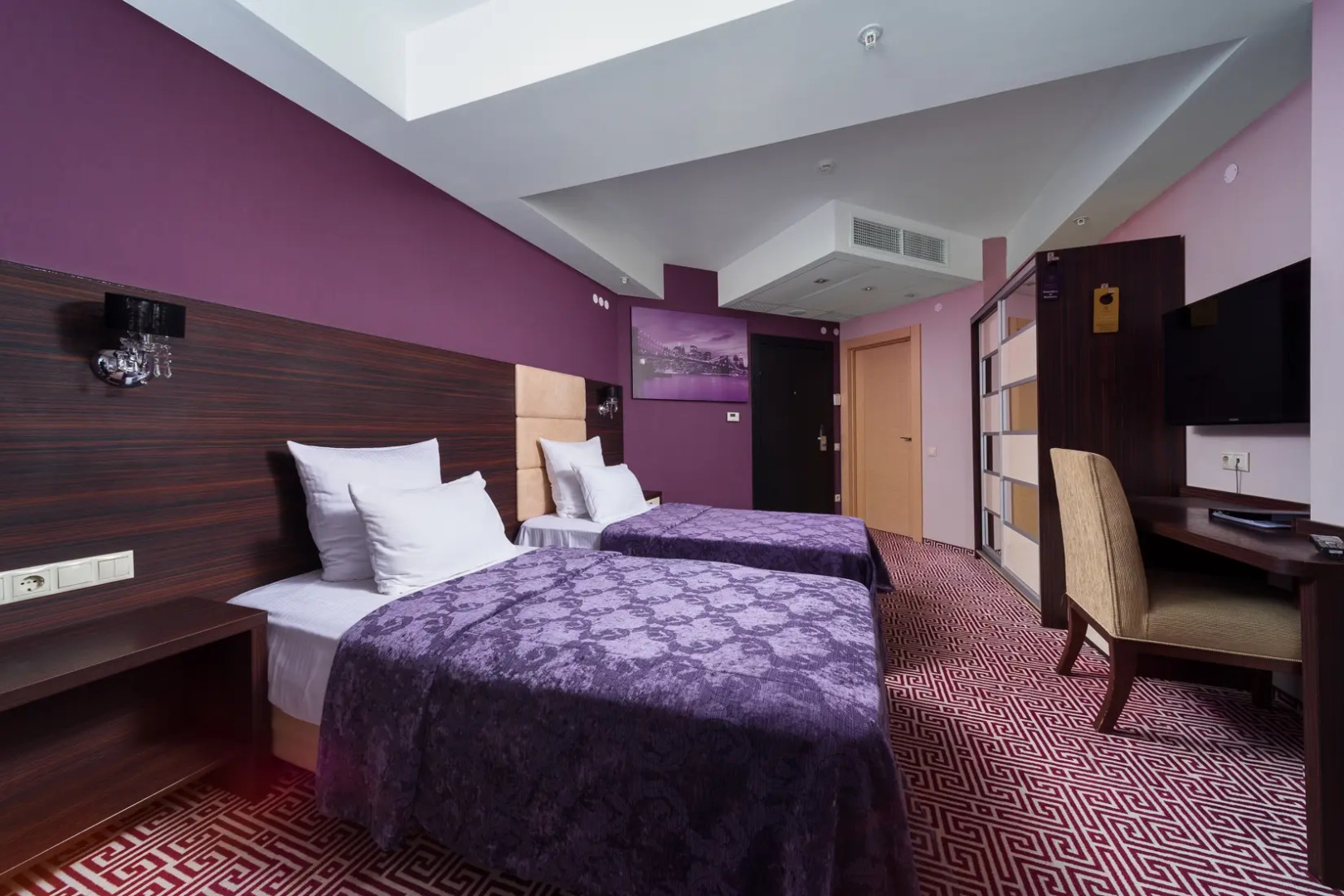 Отель Денарт