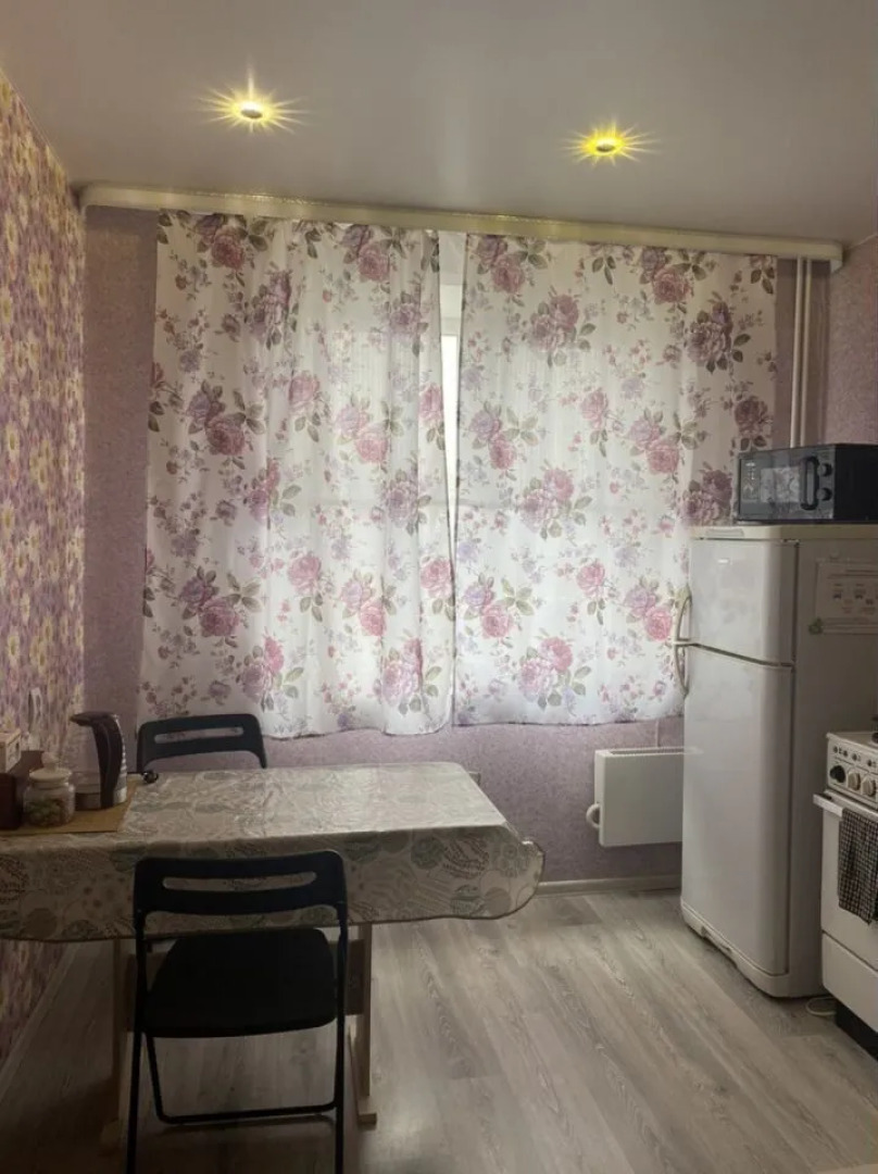 Квартира на проспекте Шахтеров 7