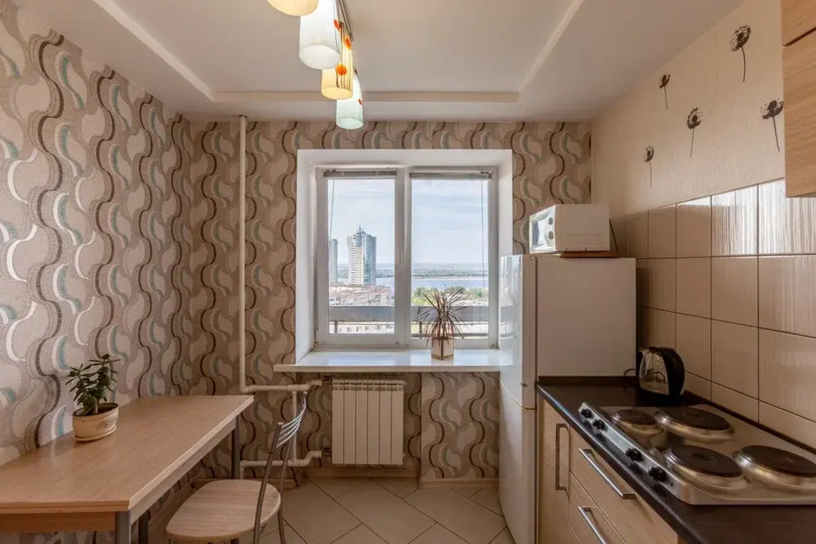 Квартира с джакузи шикарным видом на Волгу в центре Самары