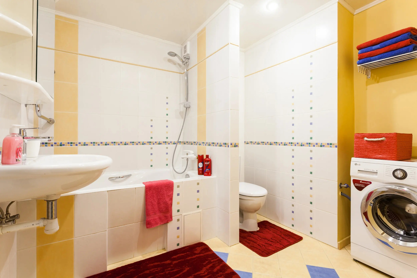 Апартаменты Favorite Заславская 11/2