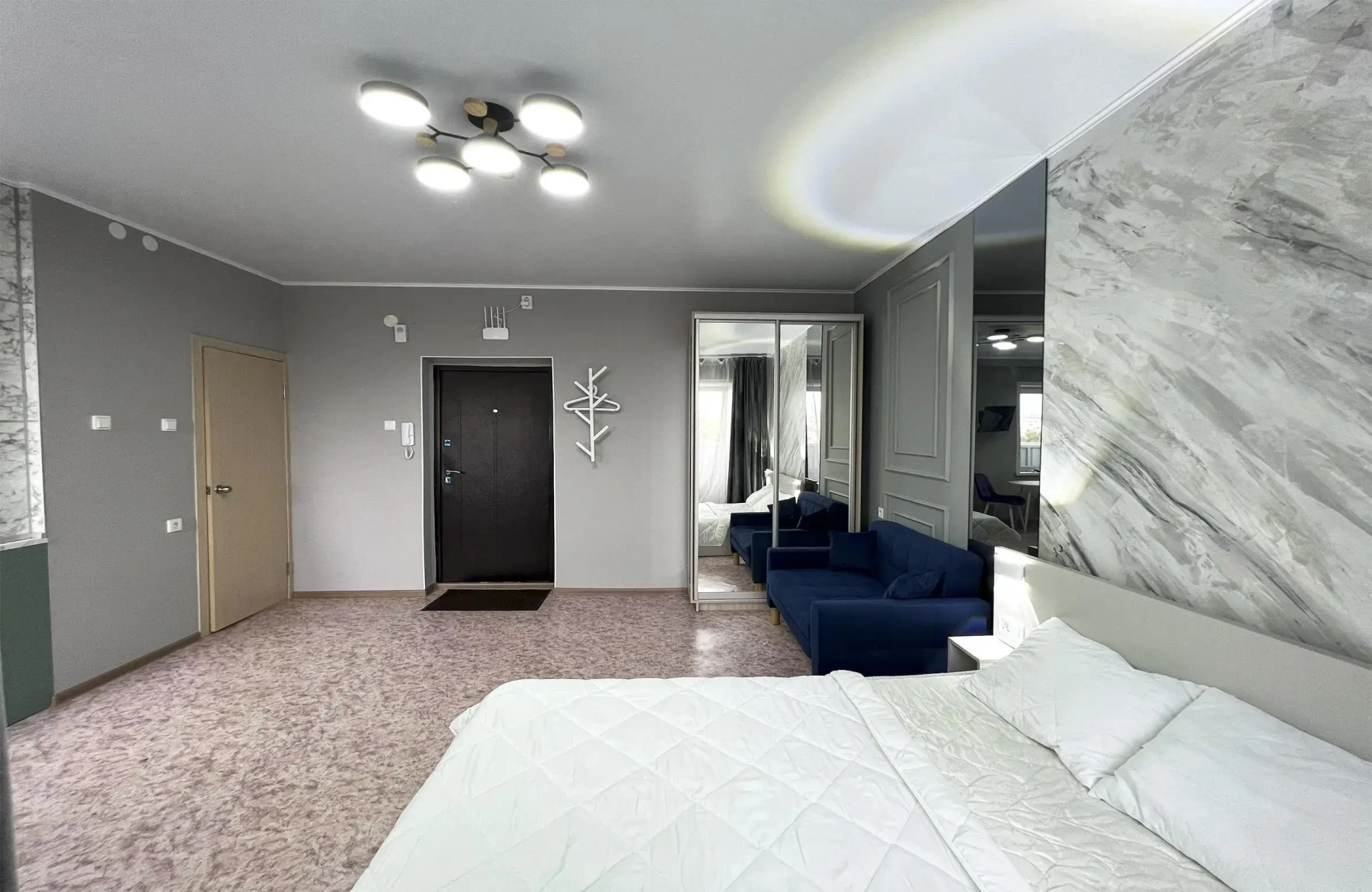 Апартаменты Добрые Сутки на Декабристов 22-117