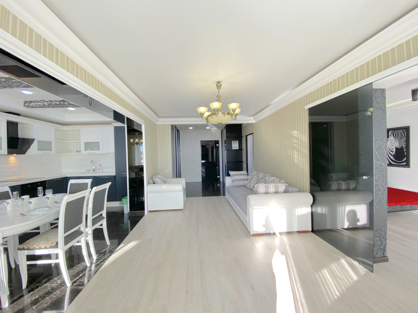 Апартаменты Панорама парк Альфа Апартаменты