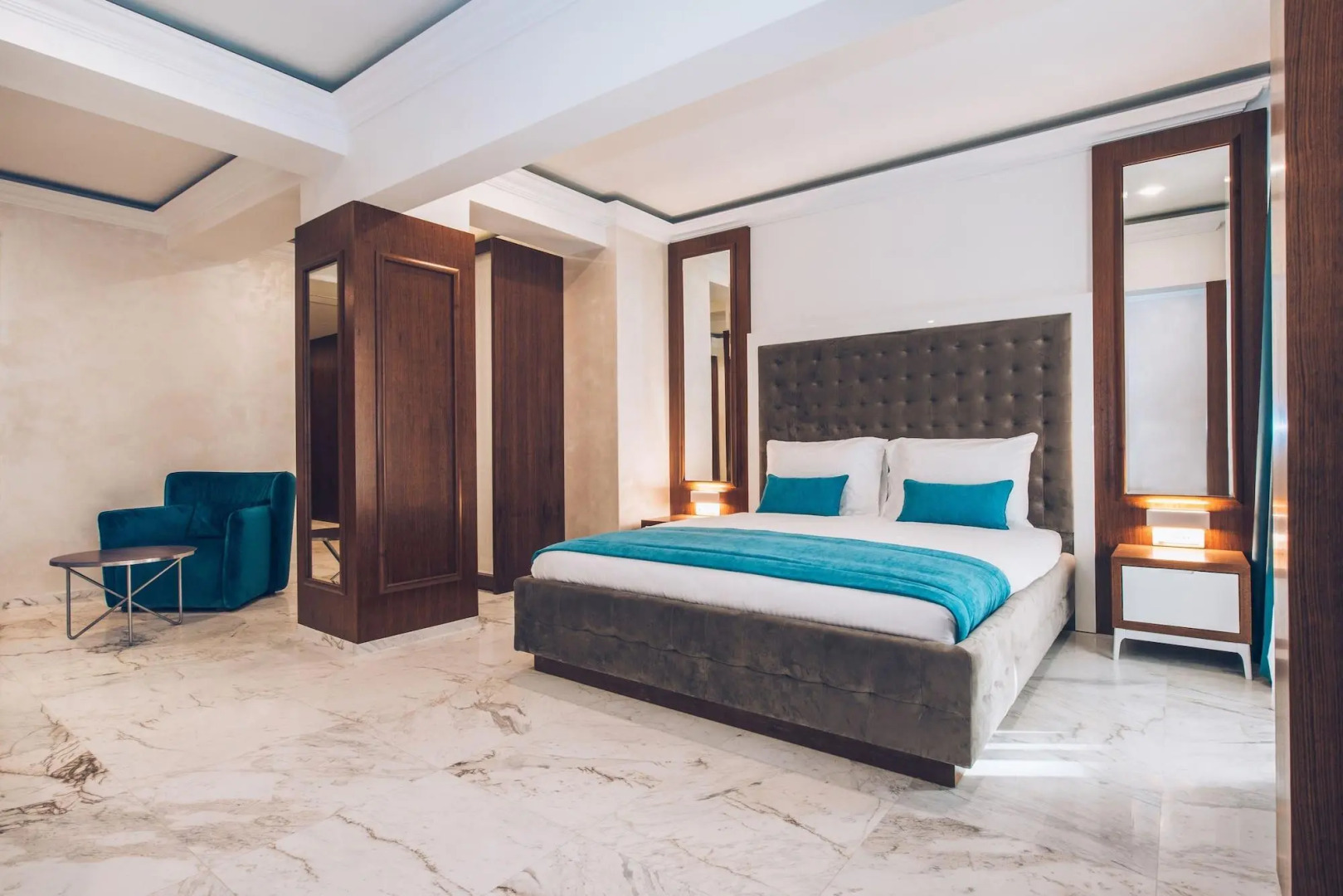 Отель Iberostar Slavija