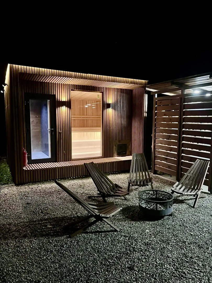 Частный дом Grey Stone у реки