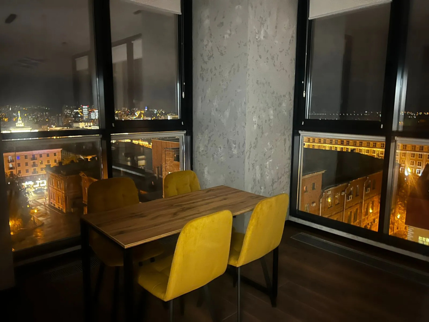 Апартаменты 1002 Верхнеторговая Площадь 4