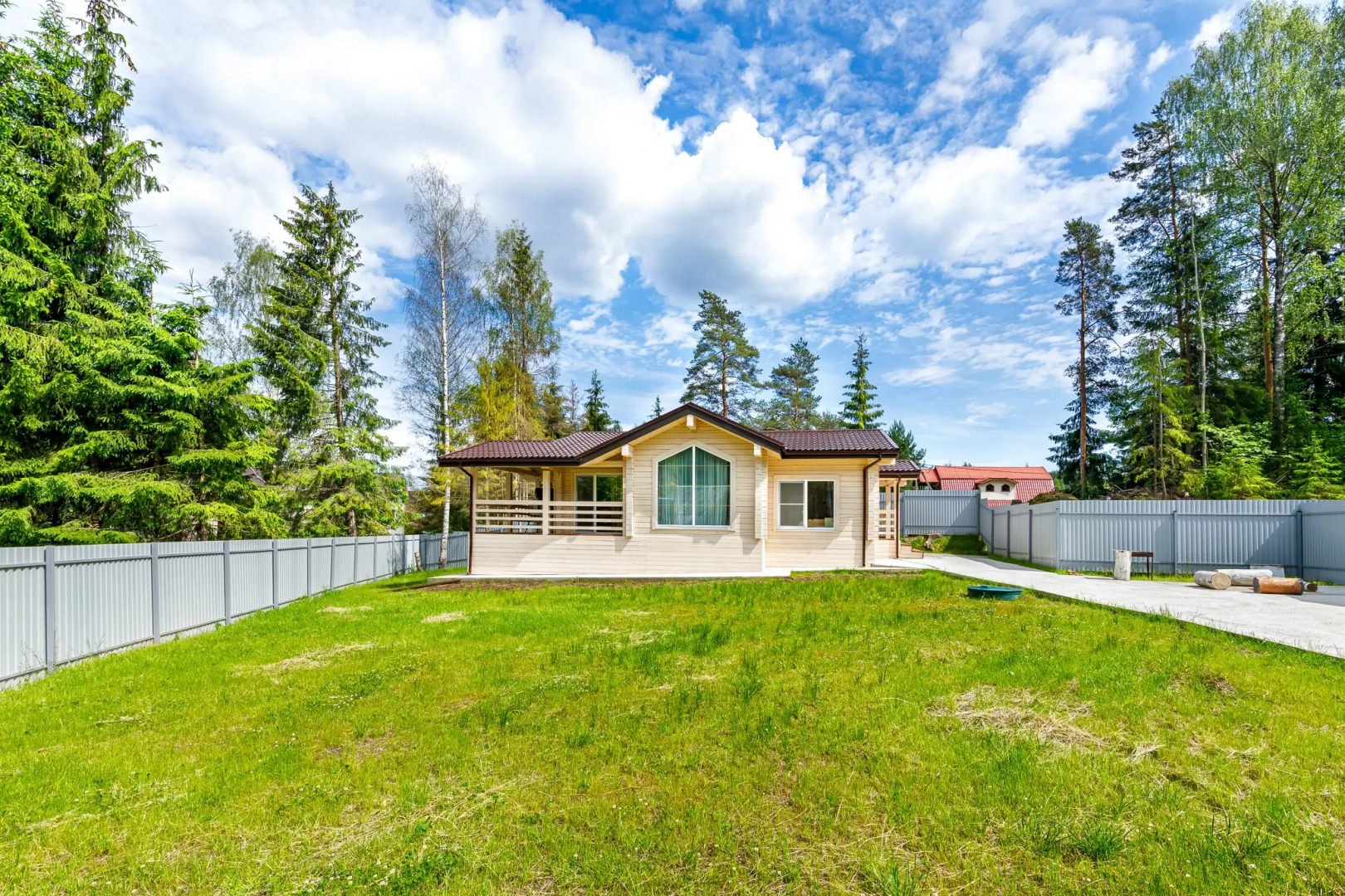 Частный дом Solar house 1