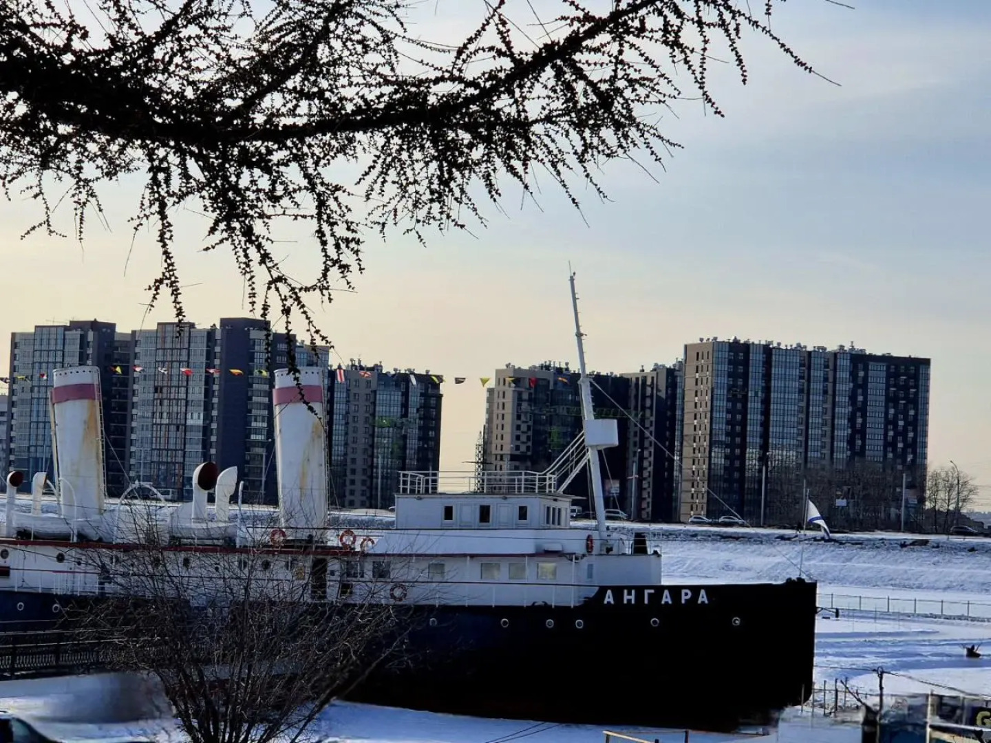 Апартаменты Relax View | Rasko home | c красивым ночным видом с высоты полета птиц