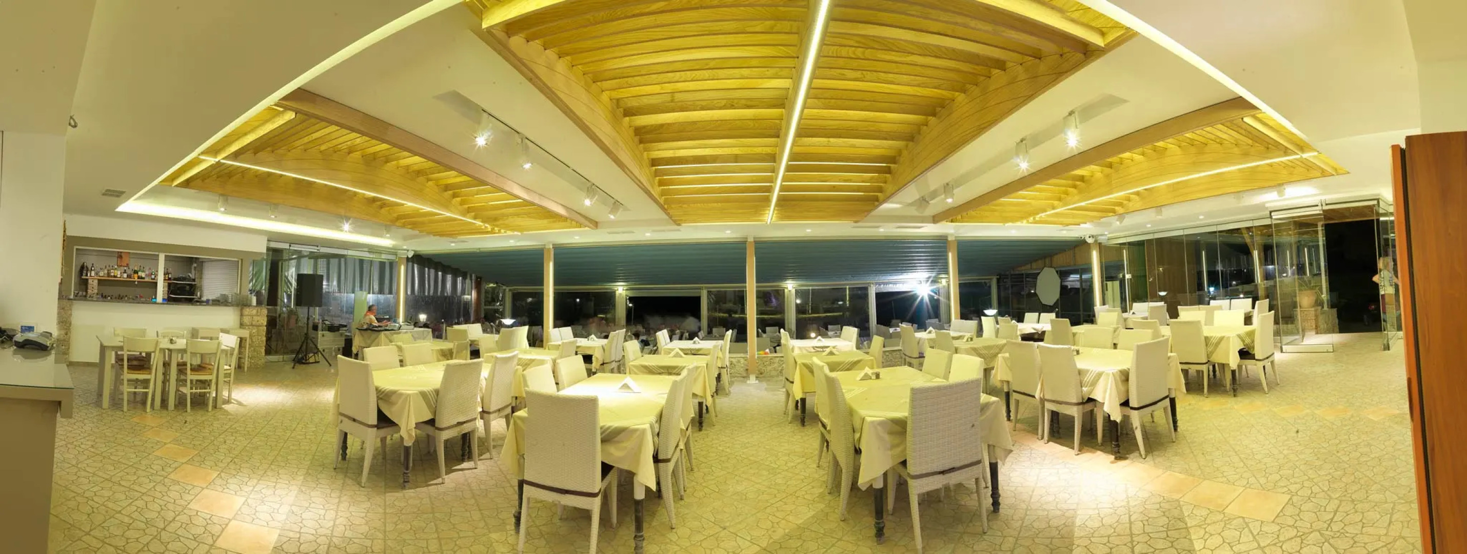 Отель Epavlis Beach