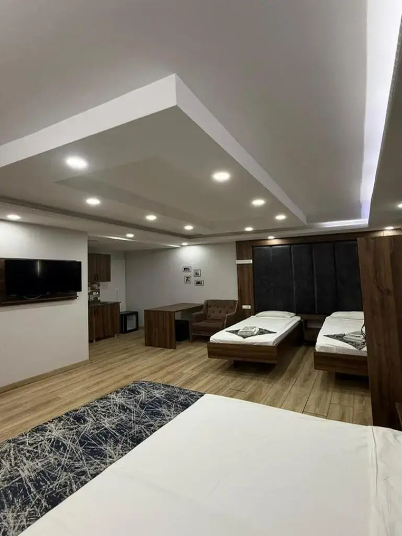 Отель Han Suite