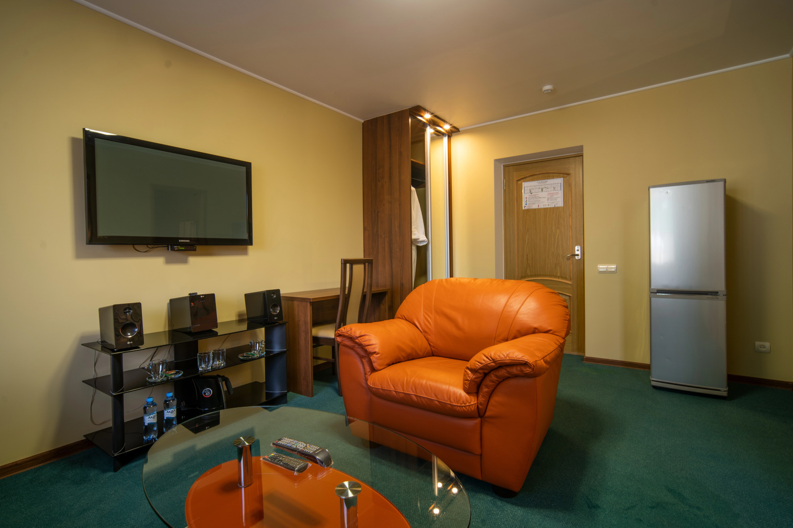 Гостиница Строитель